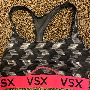 Victoria’s Secret like new sports bra size medium